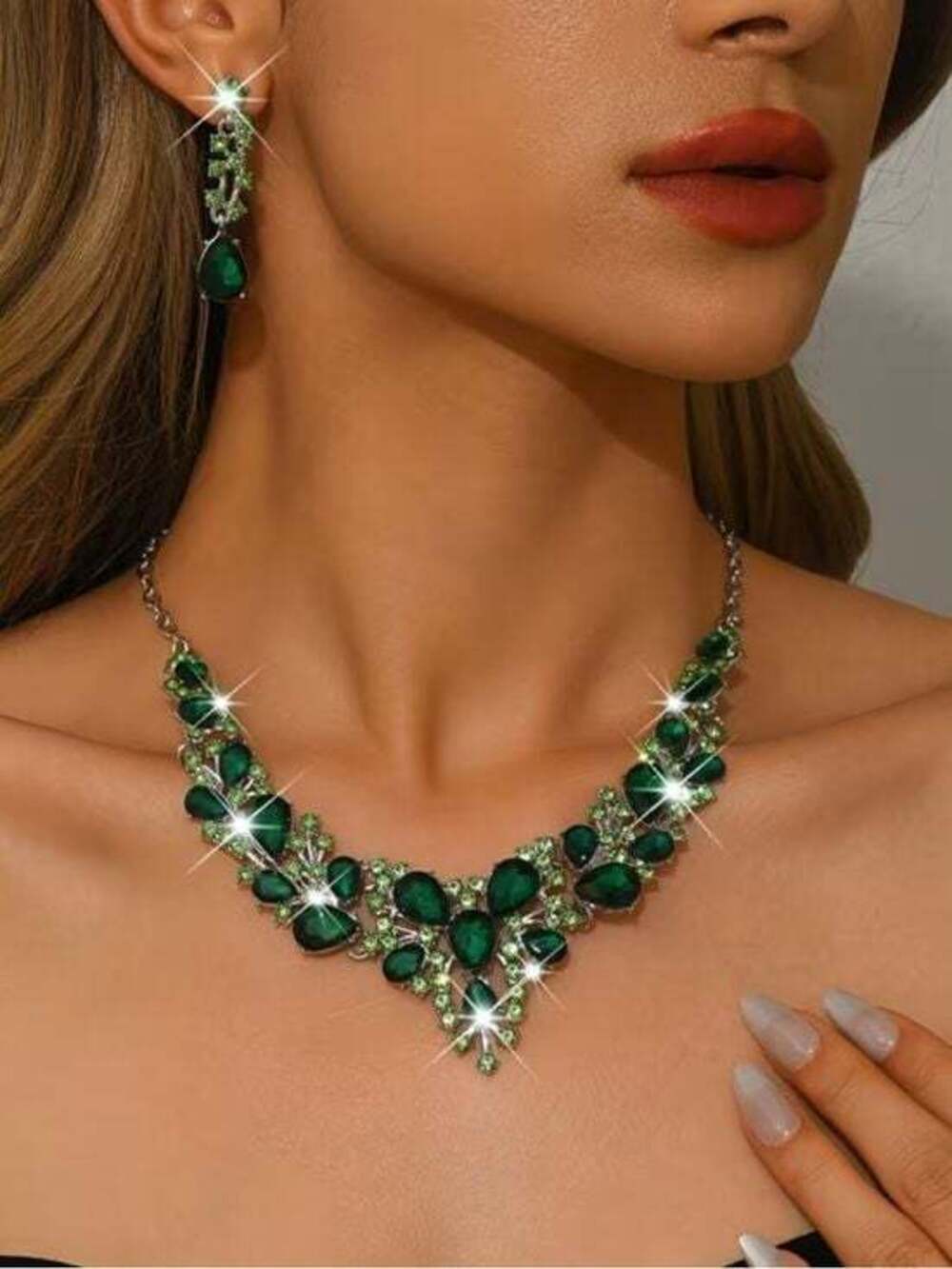 Elegant Green Crystal Statement Necklace and Earring Set - Women Jewelry